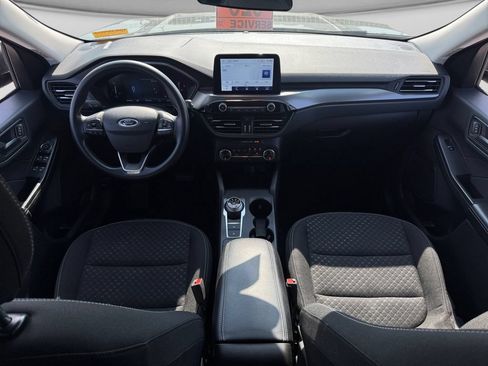 Used 2025 Ford Escape Active AWD/4WD image 9