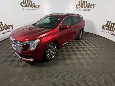 Used 2023 GMC Terrain Denali AWD/4WD image 4