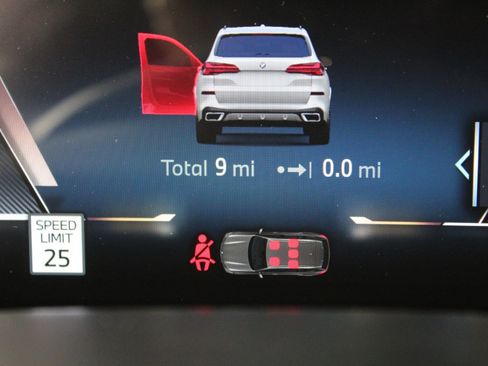 New 2026 BMW X5 sDrive40i w/ M Sport Package image 19