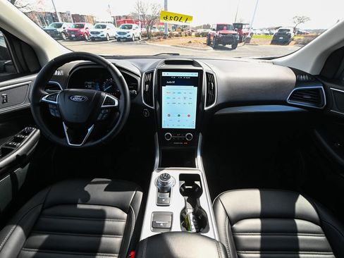 Certified 2024 Ford Edge SEL w/ Convenience Package image 31