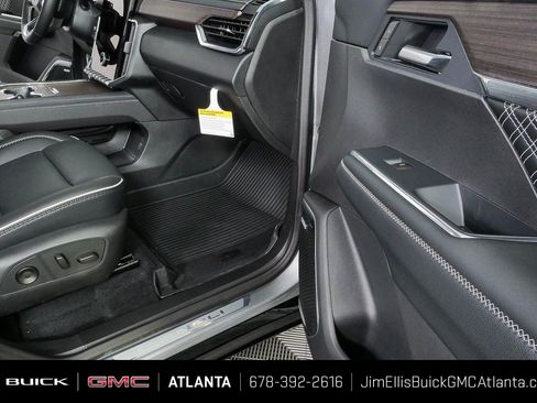 New 2026 GMC Acadia Denali w/ Super Cruise Package FWD image 25