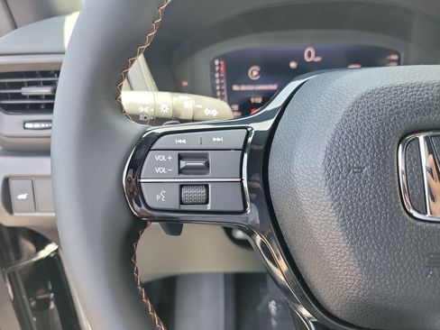 New 2026 Honda Pilot Sport image 31