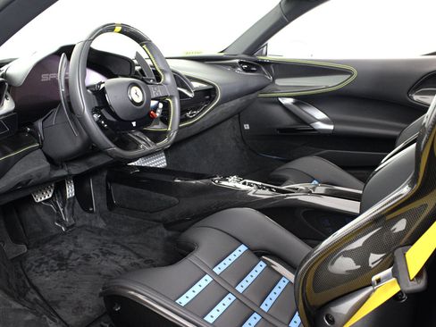 Certified 2024 Ferrari SF90 Spider AWD/4WD image 2