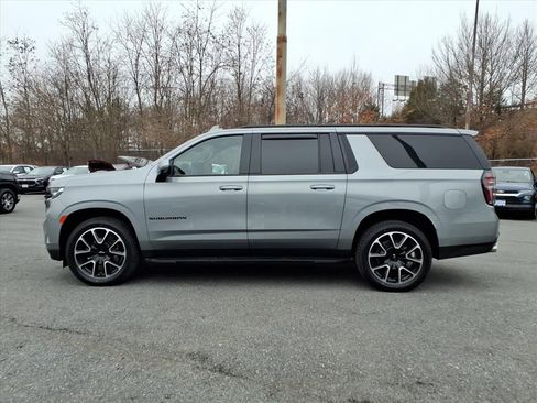 Certified 2023 Chevrolet Suburban RST w/ Sport Performance Package image 5