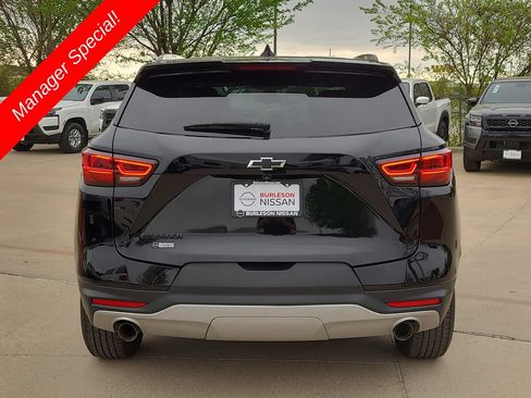 Used 2024 Chevrolet Blazer LT w/ Midnight/Sport Edition FWD image 3