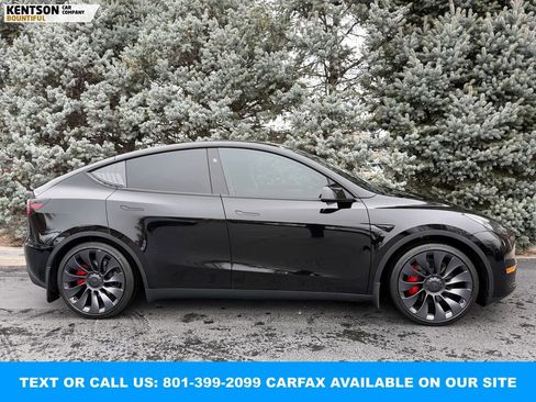 Used 2024 Tesla Model Y Performance image 11
