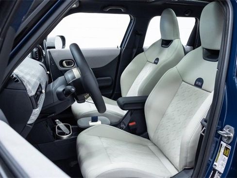 New 2026 MINI Cooper S image 21