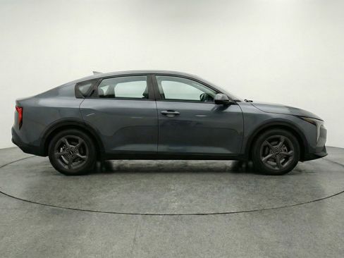 Used 2025 Kia K4 FWD image 10