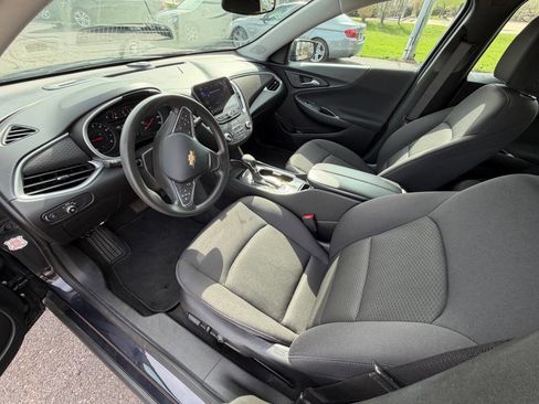 Used 2023 Chevrolet Malibu LT FWD image 9