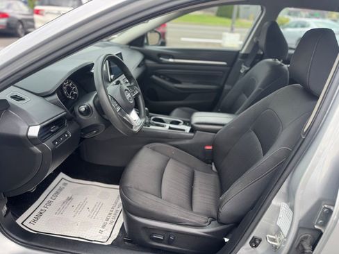 Used 2021 Nissan Altima 2.5 SV FWD image 31