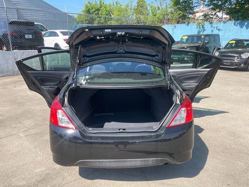 Used 2015 Nissan Versa S Plus FWD image 23