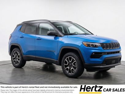 Used 2025 Jeep Compass Trailhawk