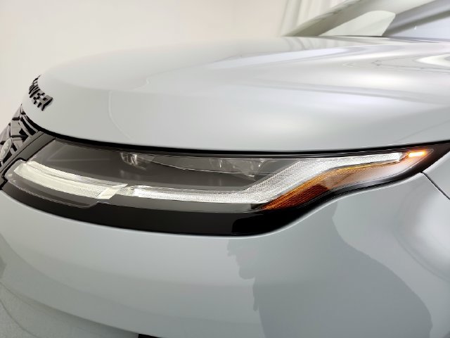 New 2026 Land Rover Range Rover Evoque S AWD/4WD image 30