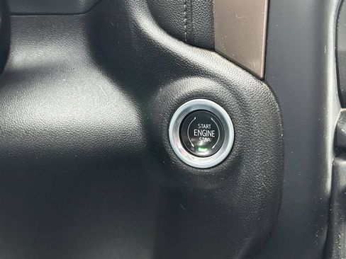 Used 2022 Chevrolet Silverado 3500 High Country w/ Technology Package image 40