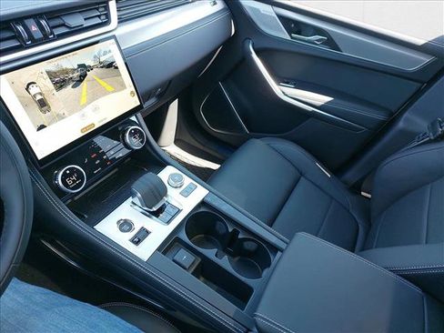 New 2026 Jaguar F-PACE R-Dynamic S image 21