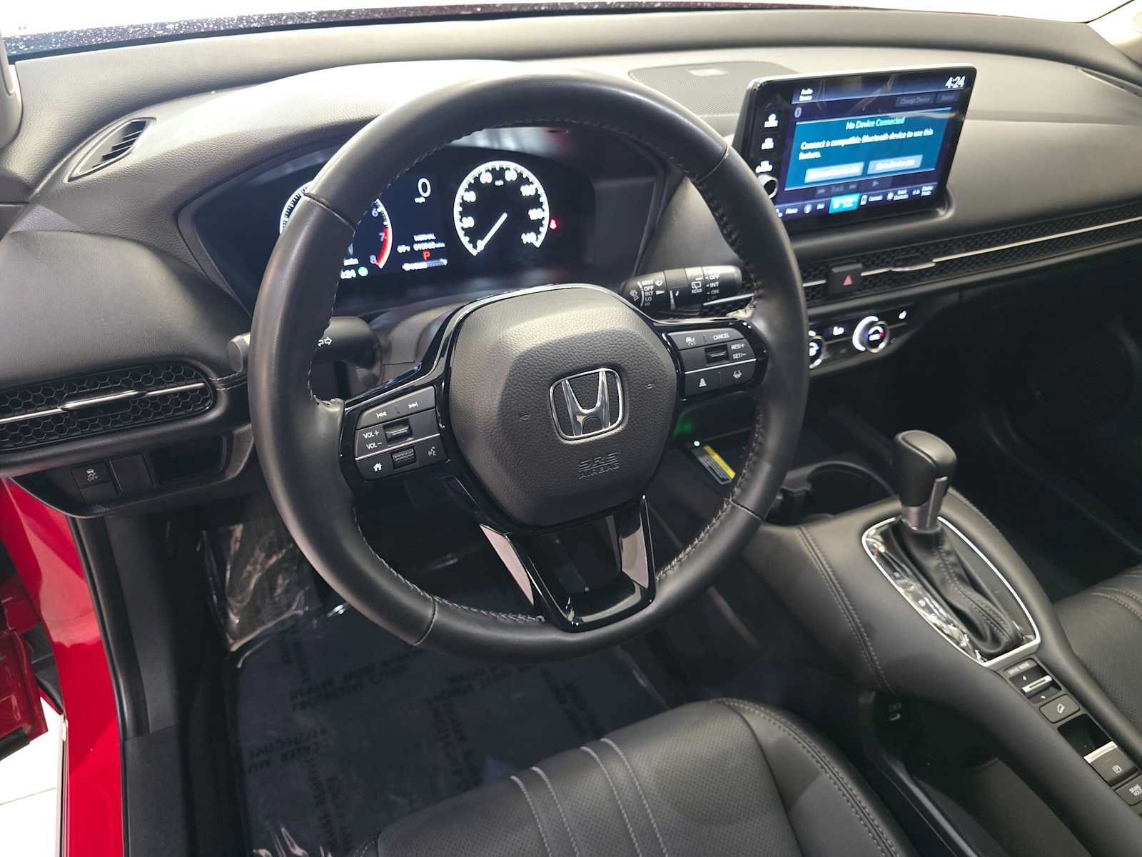 Used 2025 Honda HR-V EX-L image 2