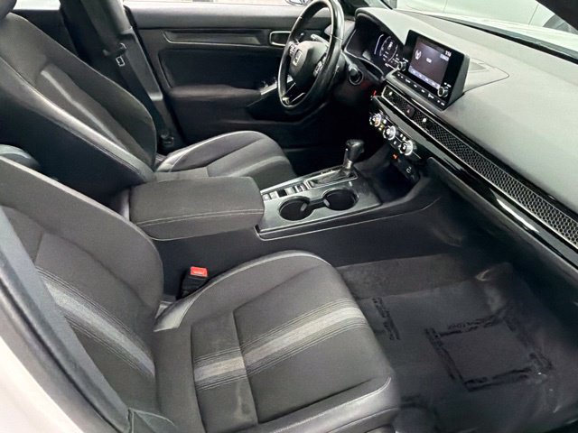 Used 2022 Honda Civic Sport image 9