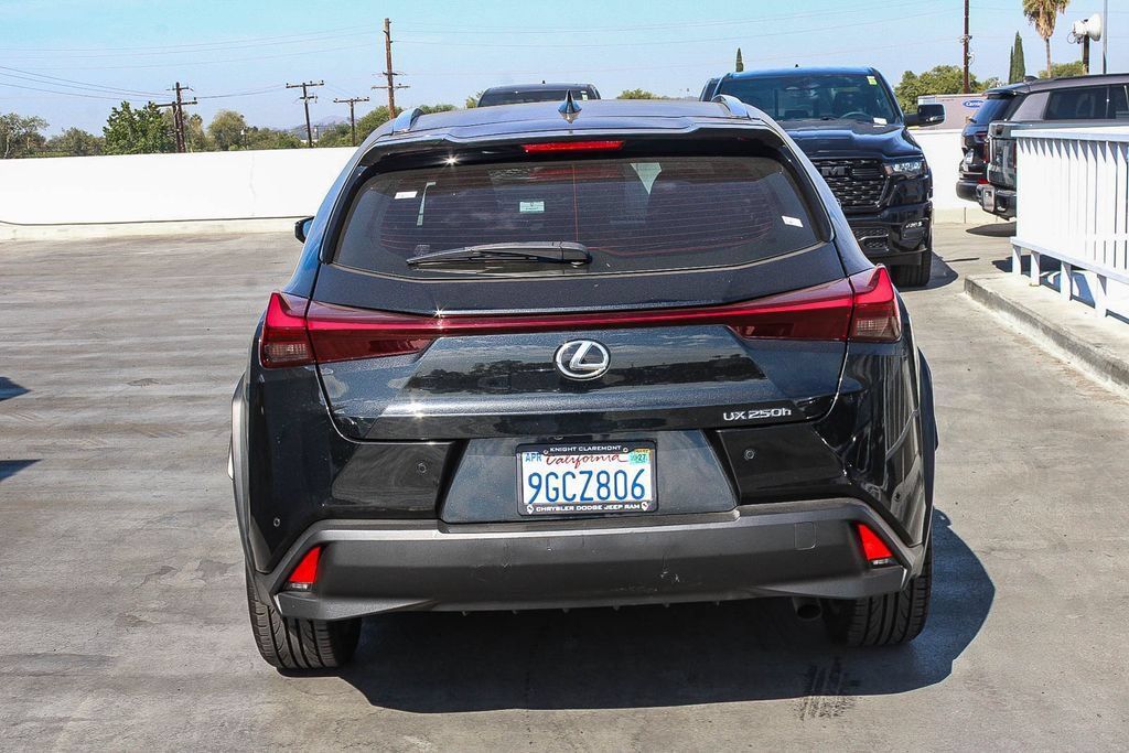 Used 2023 Lexus UX 250h FWD w/ Accessory Package (Z2) image 8