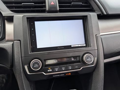 Used 2019 Honda Civic LX image 26