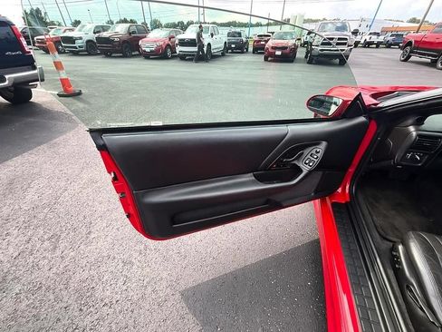 Used 2002 Chevrolet Camaro Z28 w/ Sport Appearance Pkg RWD image 12