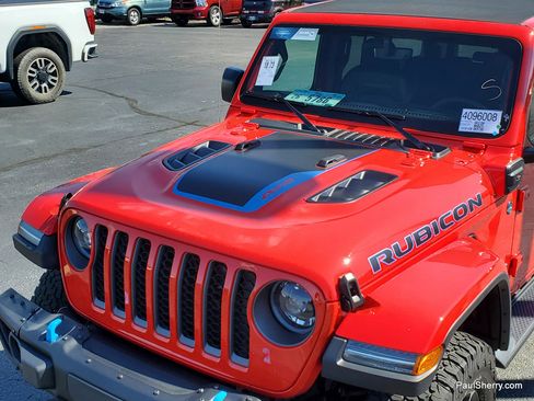 Used 2023 Jeep Wrangler Unlimited Rubicon 4xe w/ Steel Bumper Group image 7