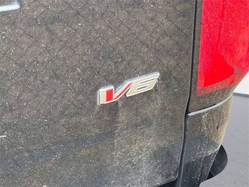 Used 2022 Chevrolet Colorado Z71 w/ Z71 Midnight Edition image 7