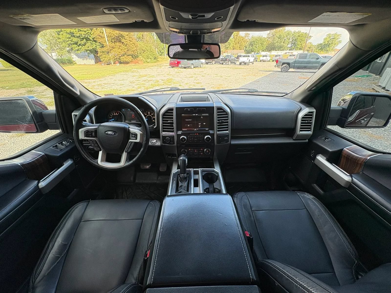 Used 2015 Ford F150 Lariat w/ Equipment Group 502A Luxury AWD/4WD image 17