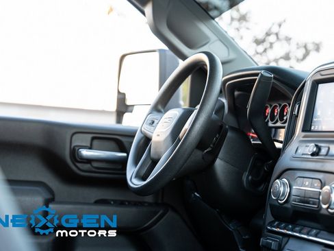 Used 2024 GMC Sierra 2500 Pro image 43