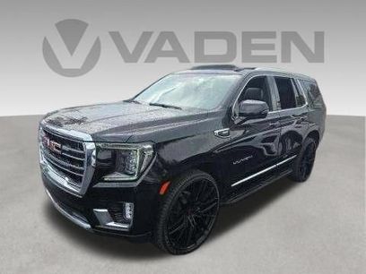 Used 2023 GMC Yukon SLT w/ SLT Premium Package