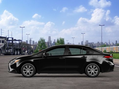 New 2026 Toyota Corolla LE FWD image 4