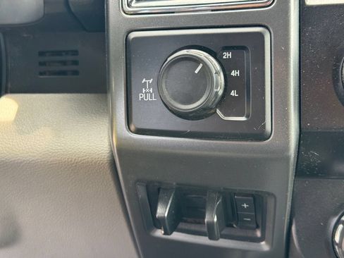 Used 2021 Ford F250 XLT w/ XLT Premium Package AWD/4WD image 20
