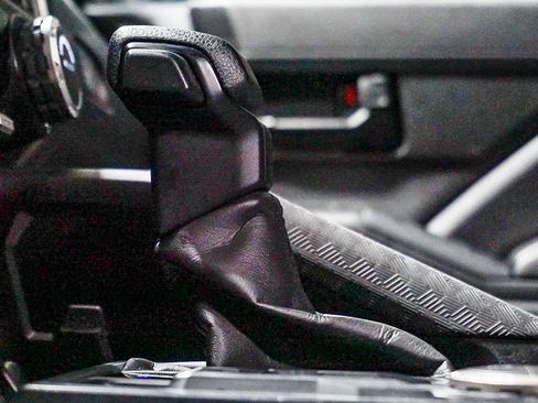 Certified 2025 Toyota Tacoma SR5 image 21