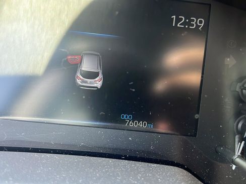 Used 2019 Toyota Corolla XSE FWD image 5