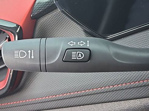 New 2025 Chevrolet TrailBlazer RS w/ Convenience Package image 34