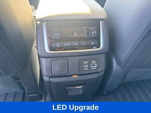 Certified 2025 Subaru Ascent Limited AWD/4WD image 13