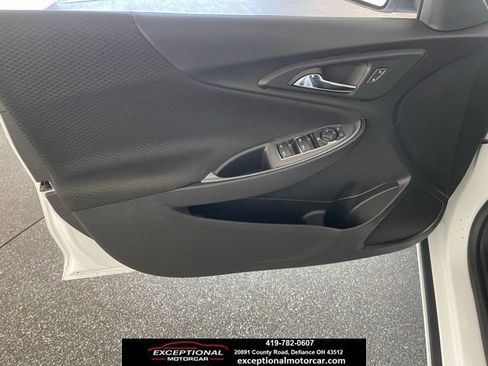 Used 2024 Chevrolet Malibu LT image 34