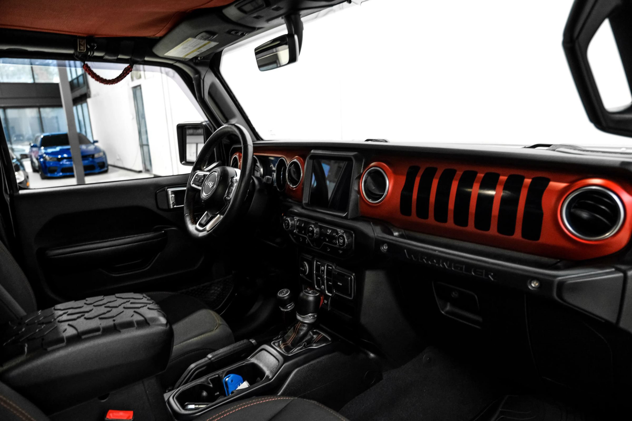 Used 2019 Jeep Wrangler Unlimited Rubicon AWD/4WD image 13