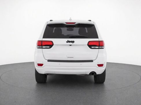 Used 2021 Jeep Grand Cherokee Laredo X RWD image 7