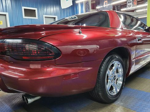 Used 1995 Pontiac Firebird Formula image 6