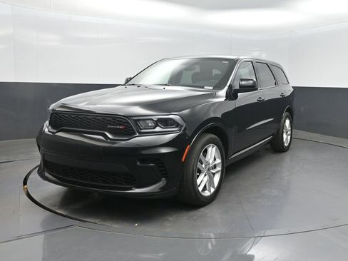 Used 2023 Dodge Durango GT RWD image 1