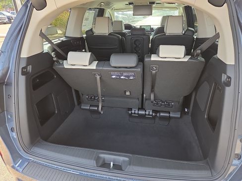 New 2026 Honda Odyssey Elite image 7