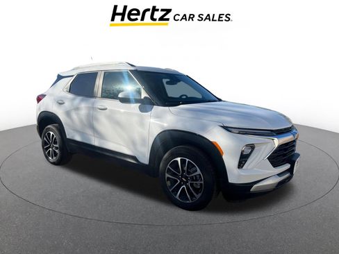 Used 2025 Chevrolet TrailBlazer LT image 1