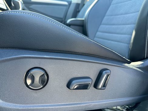 New 2026 Volkswagen Jetta SE image 4