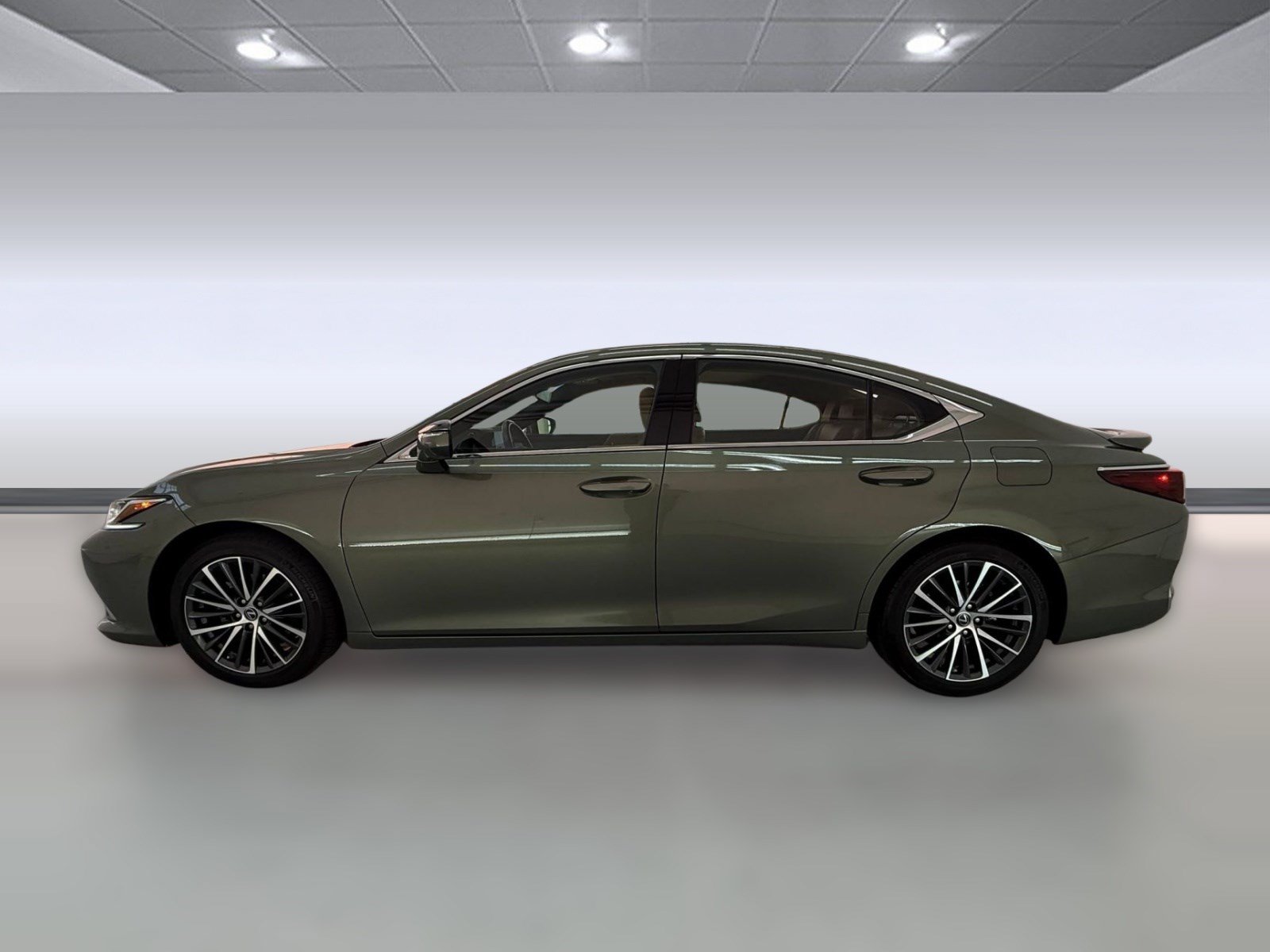Used 2025 Lexus ES 300h w/ Premium Package FWD image 2