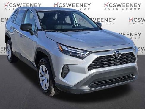 Used 2024 Toyota RAV4 LE image 7