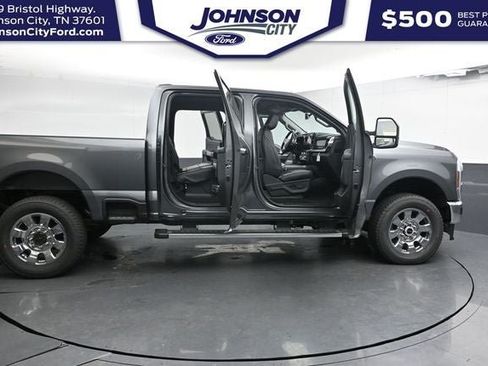 New 2026 Ford F250 Lariat w/ Chrome Package AWD/4WD image 35