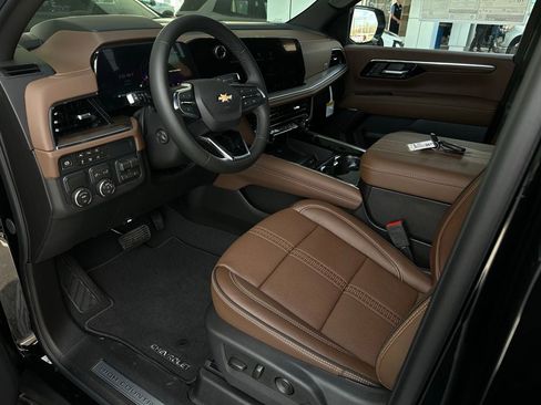New 2026 Chevrolet Suburban High Country image 10