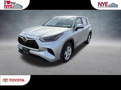 Used 2023 Toyota Highlander L