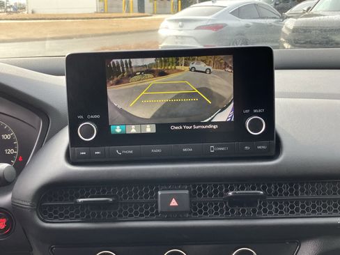 Certified 2024 Honda HR-V LX image 26