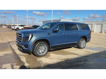 New 2026 GMC Yukon XL Elevation w/ Elevation Premium Package